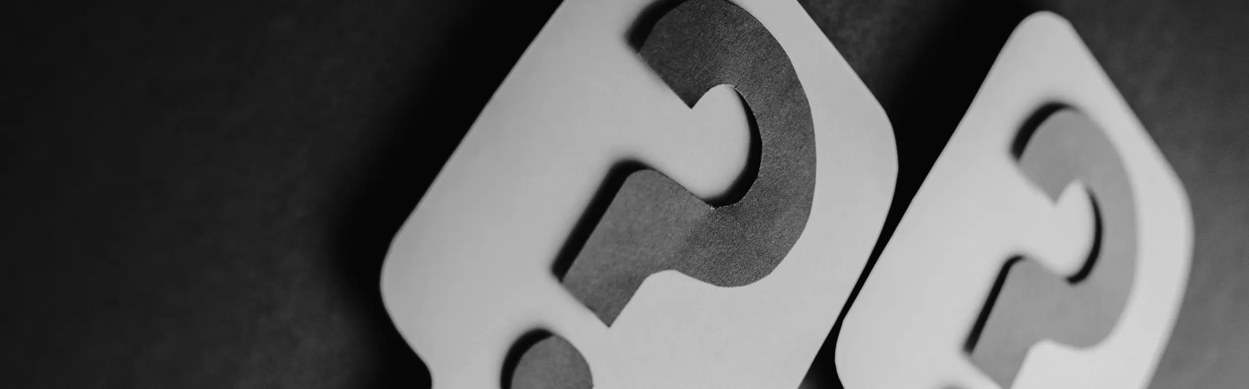 What SEO Image showing question mark emphasizing on the question of what is seo?